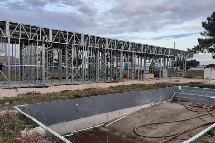 Edifício de apoio ao CCD Renault Cacia, Aveiro, 2022